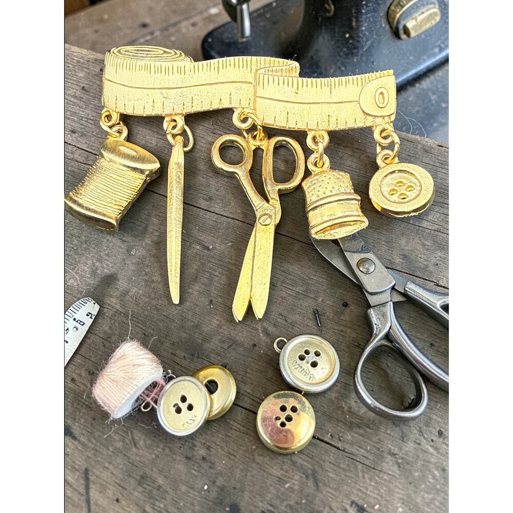 JJ Jonette Sewing Brooch Gold Tone